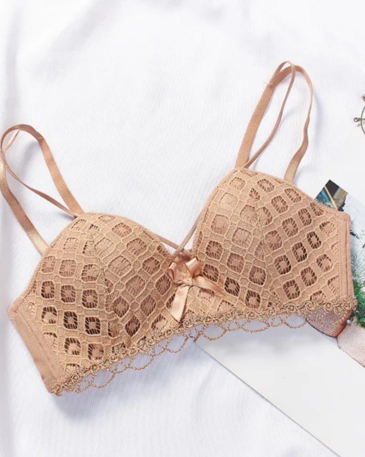 High Quality Sexy Lace Deep V Thin Wireless Seamless Comfortable Bra